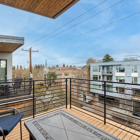 West Seattle'S Modern Townhome Екстериор снимка